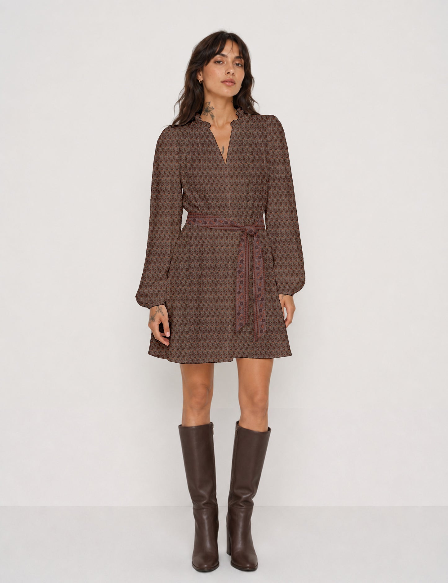 Swing dress with belt - Brown Paisley