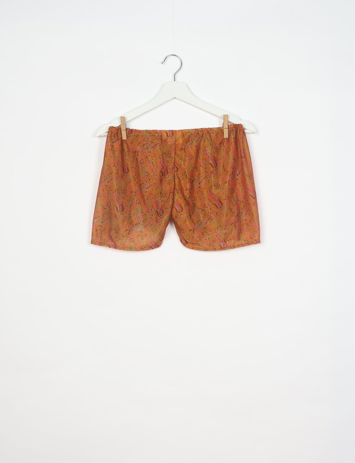 Elevate your wardrobe with our eco-friendly shorts. The all-around elastic waist and drawstring tie provide comfort and style. Crafted with ethical and sustainable practices, these shorts redefine green fashion, making them a perfect addition to your conscious clothing collection.