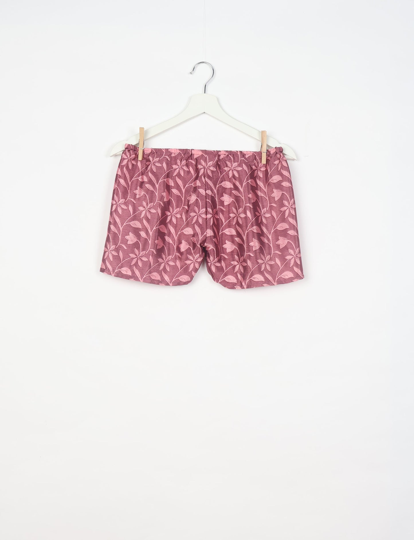 Elevate your wardrobe with our eco-friendly shorts. The all-around elastic waist and drawstring tie provide comfort and style. Crafted with ethical and sustainable practices, these shorts redefine green fashion, making them a perfect addition to your conscious clothing collection.