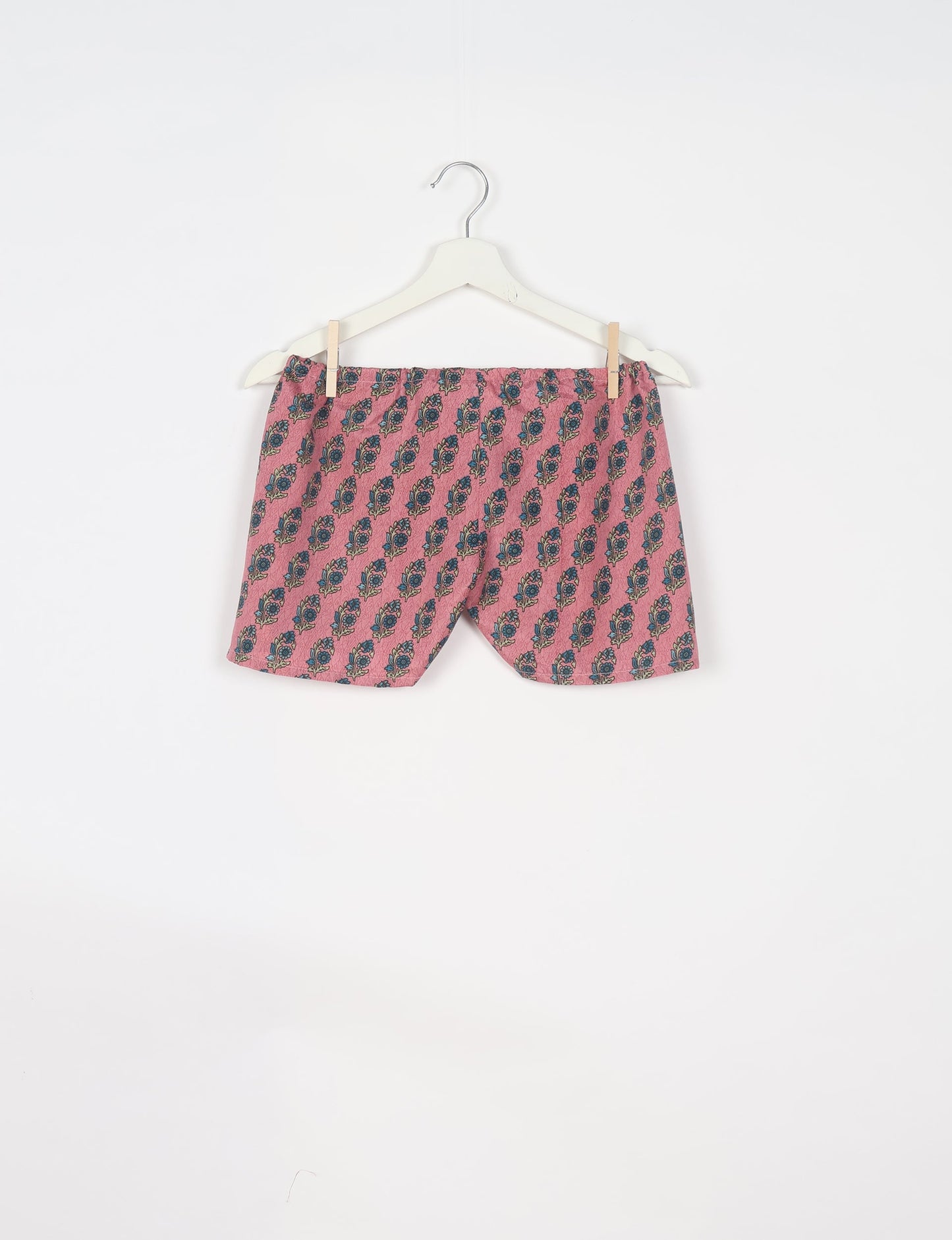 Elevate your wardrobe with our eco-friendly shorts. The all-around elastic waist and drawstring tie provide comfort and style. Crafted with ethical and sustainable practices, these shorts redefine green fashion, making them a perfect addition to your conscious clothing collection.