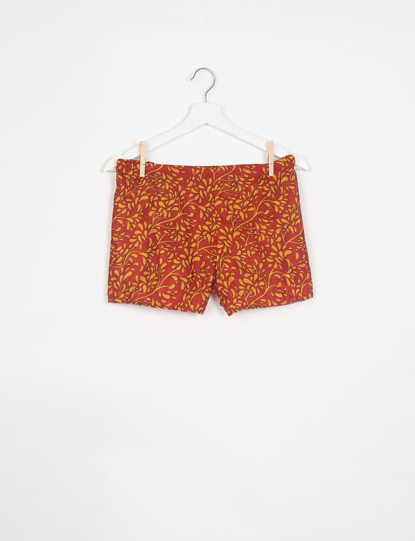 Elevate your wardrobe with our eco-friendly shorts. The all-around elastic waist and drawstring tie provide comfort and style. Crafted with ethical and sustainable practices, these shorts redefine green fashion, making them a perfect addition to your conscious clothing collection.