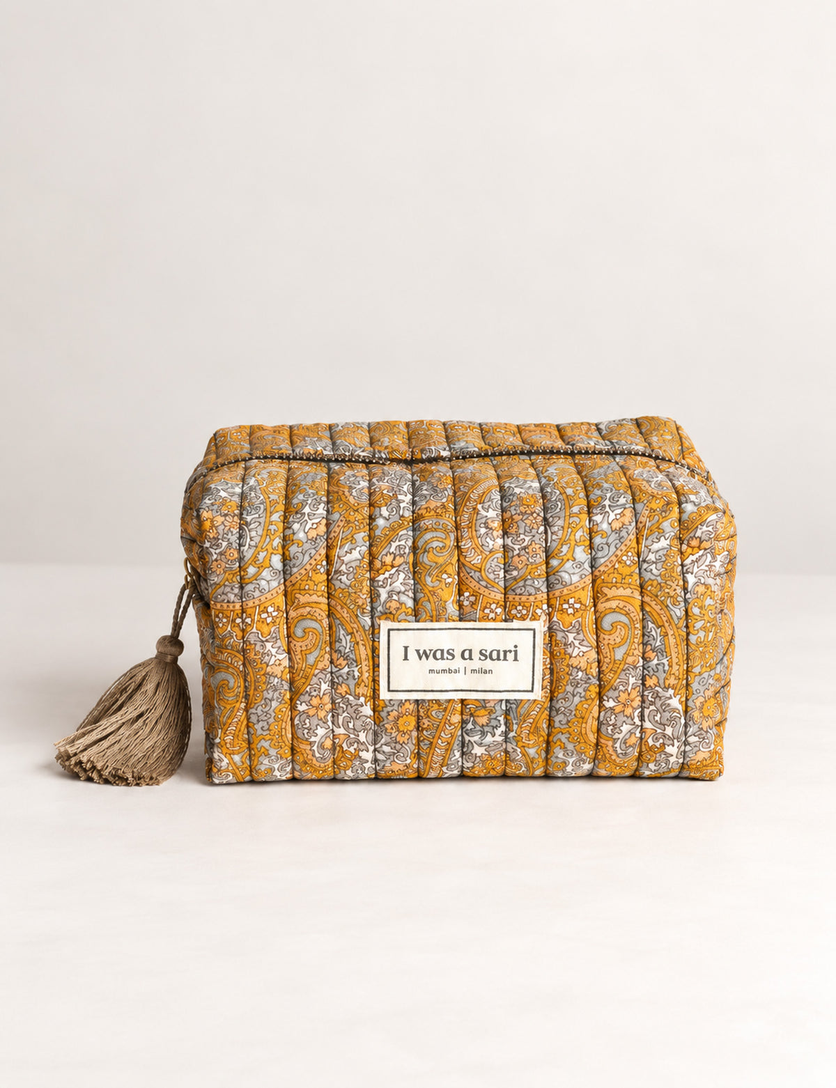 Quilted utility pouch - Yellow Paisley