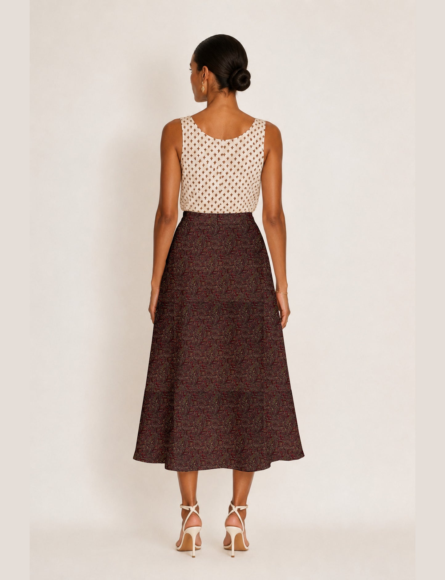 A line skirt with slit - Red Abstract