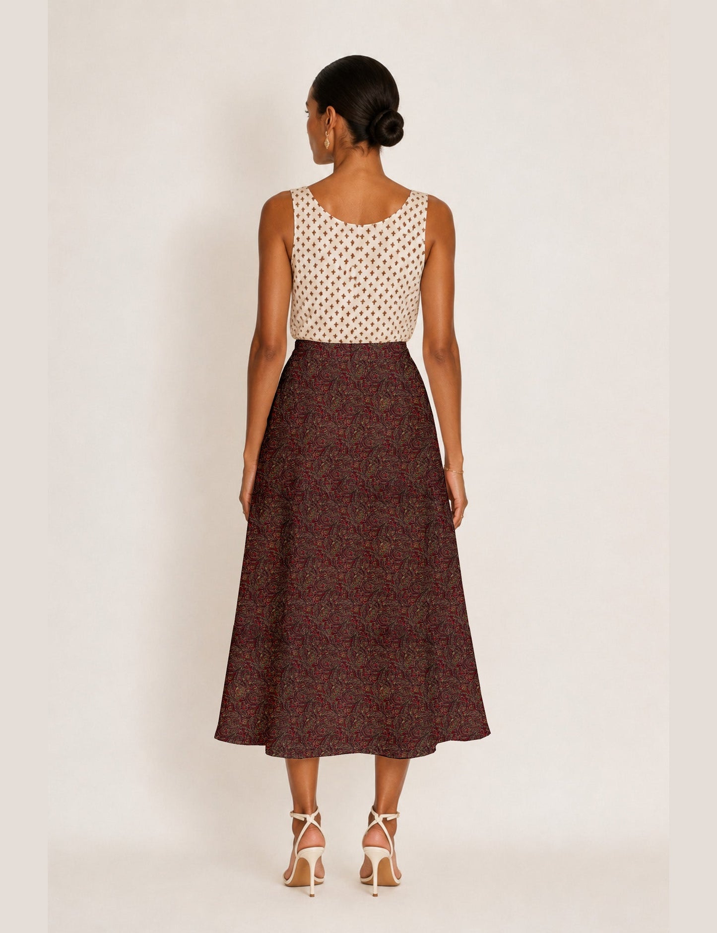 A line skirt with slit - Red Abstract