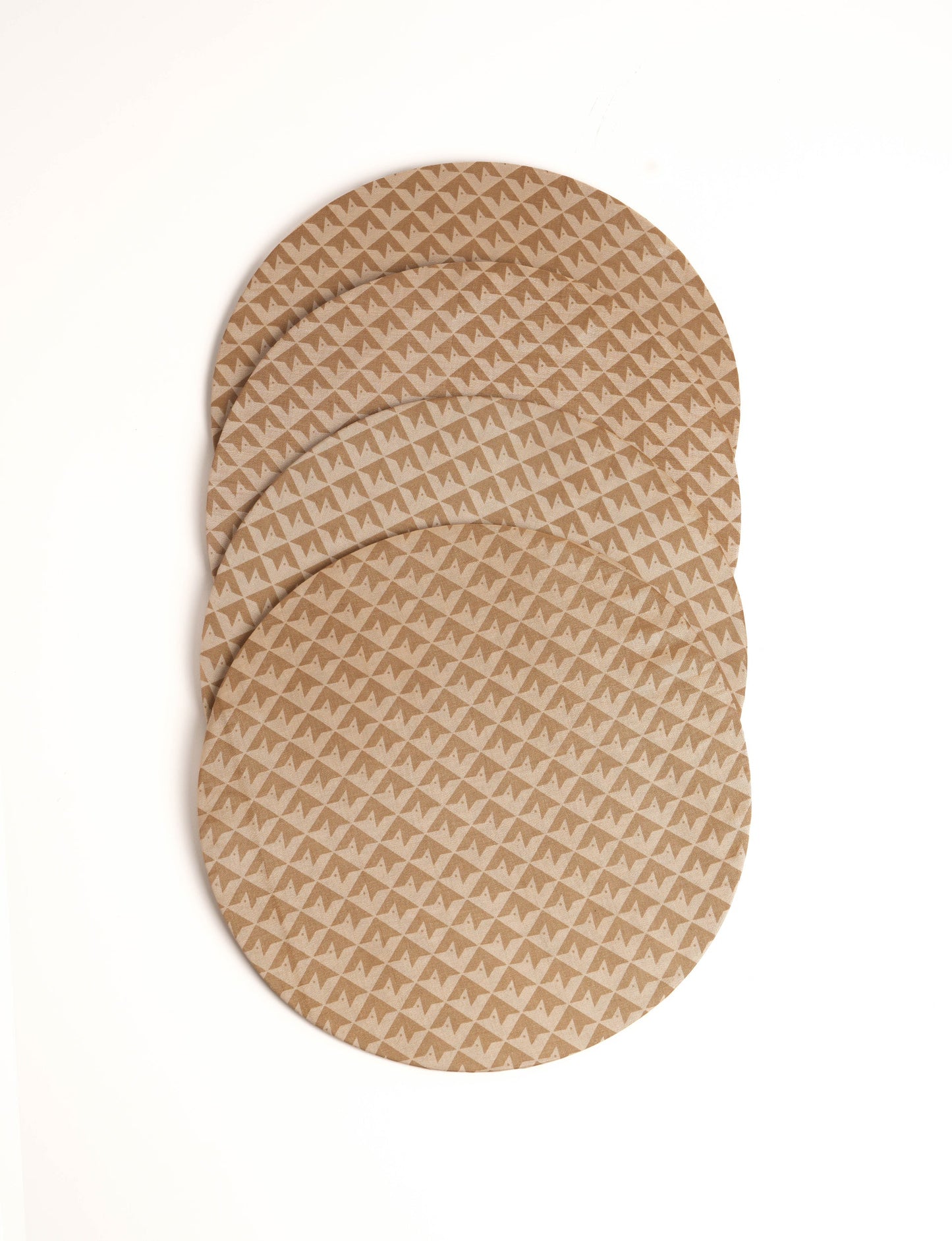 Upgrade your table settings with our Round Placemat Set of 4. These circular placemats, made from sustainable 3 mm thick MDF, feature covers crafted from round sari sleeves. Easily washable and elasticated, these placemats offer a stylish and eco-friendly solution for both table place settings and serving dishes. Make a sustainable statement with every meal.