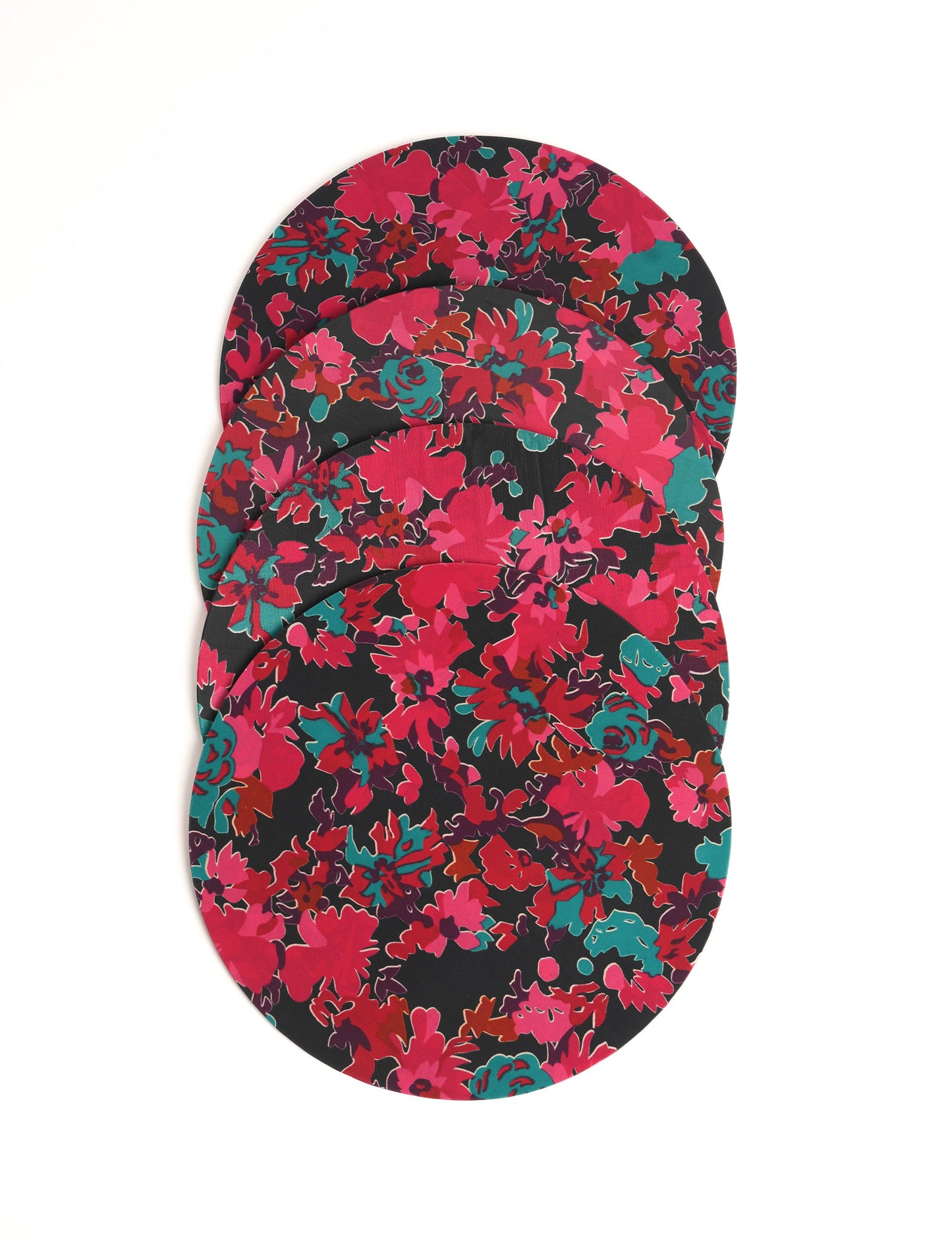 Upgrade your table settings with our Round Placemat Set of 4. These circular placemats, made from sustainable 3 mm thick MDF, feature covers crafted from round sari sleeves. Easily washable and elasticated, these placemats offer a stylish and eco-friendly solution for both table place settings and serving dishes. Make a sustainable statement with every meal.