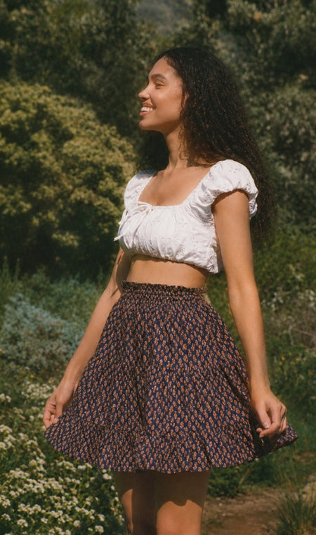 Short tiered skirt