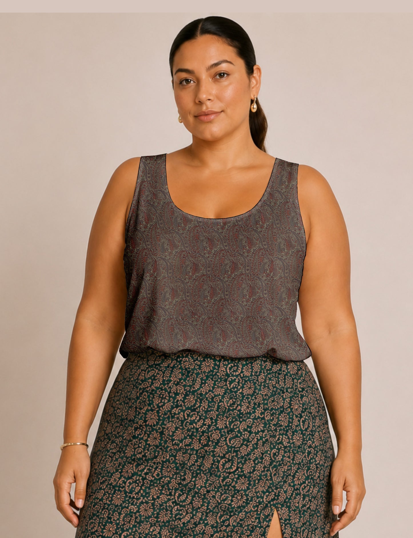 Sleeveless blouse - Beige Paisley