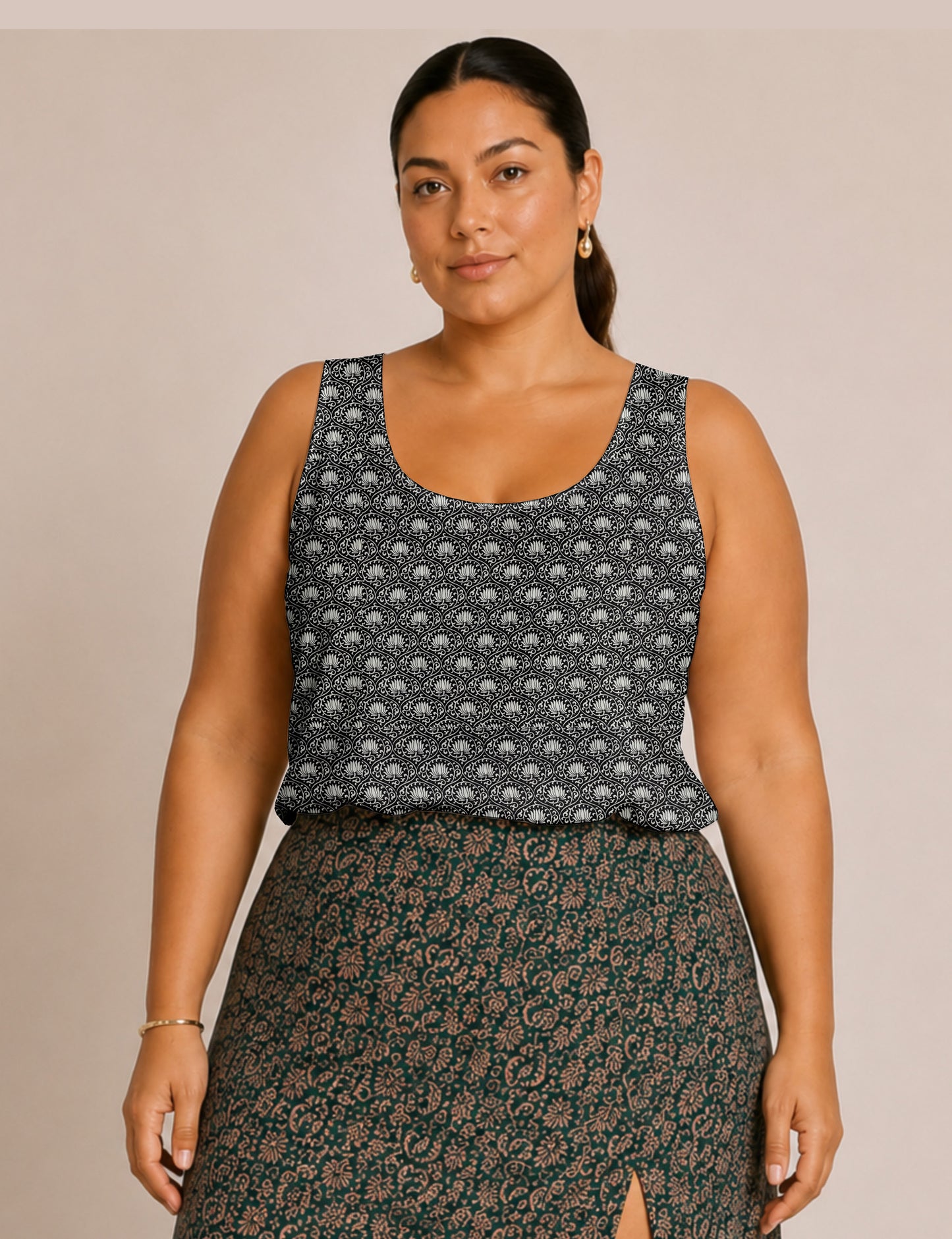 Sleeveless blouse - Black Floral