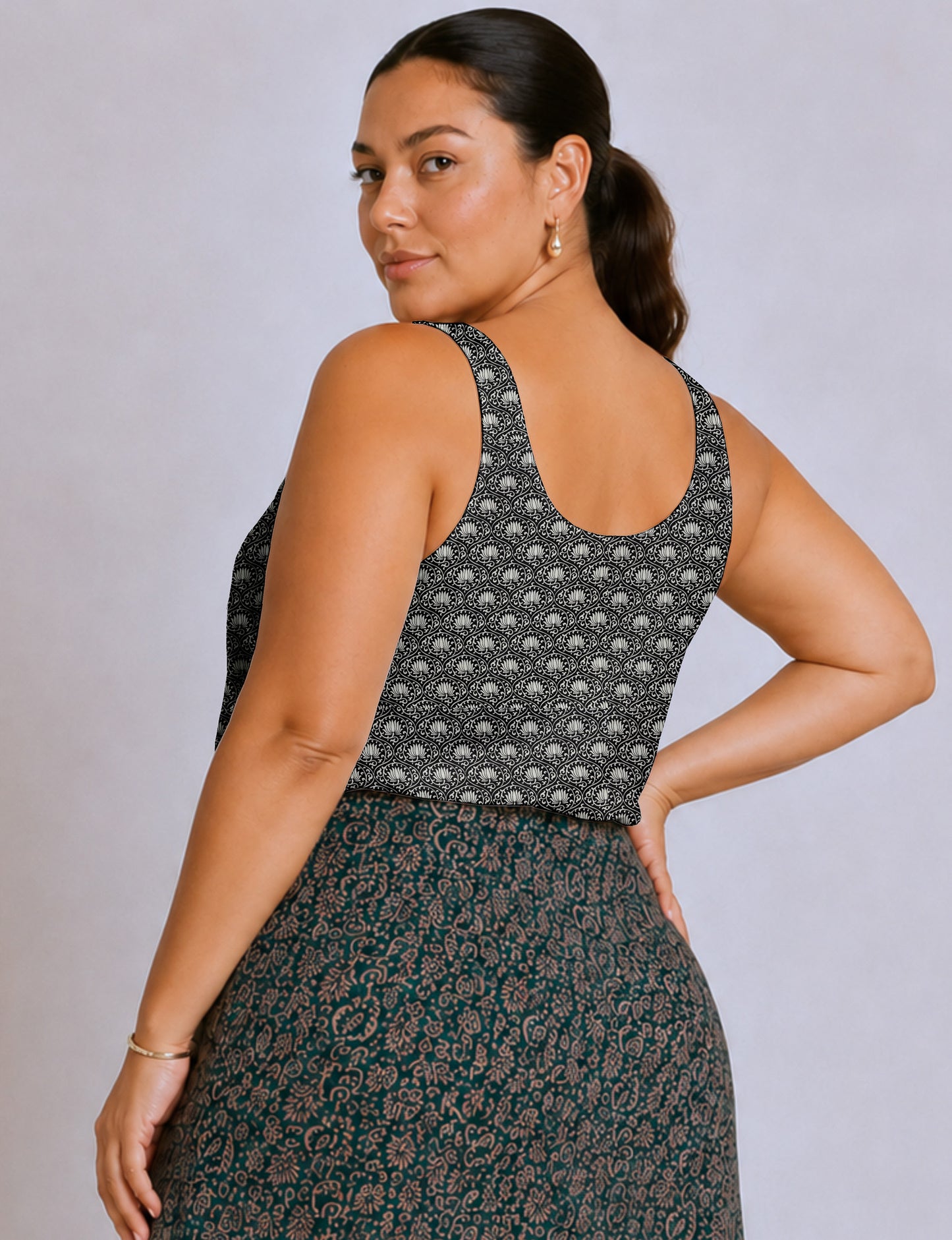 Sleeveless blouse - Black Floral