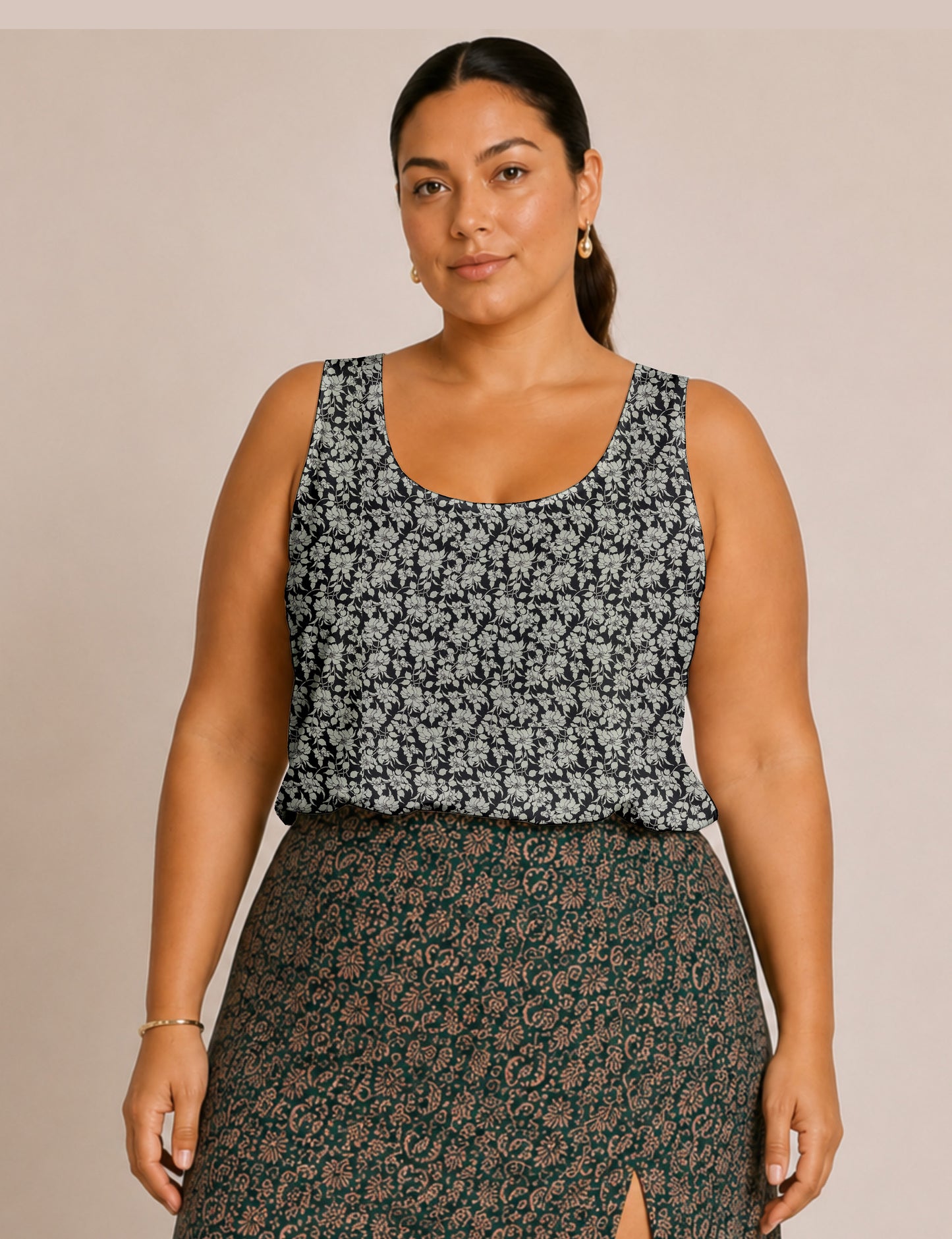 Sleeveless blouse - Black Floral