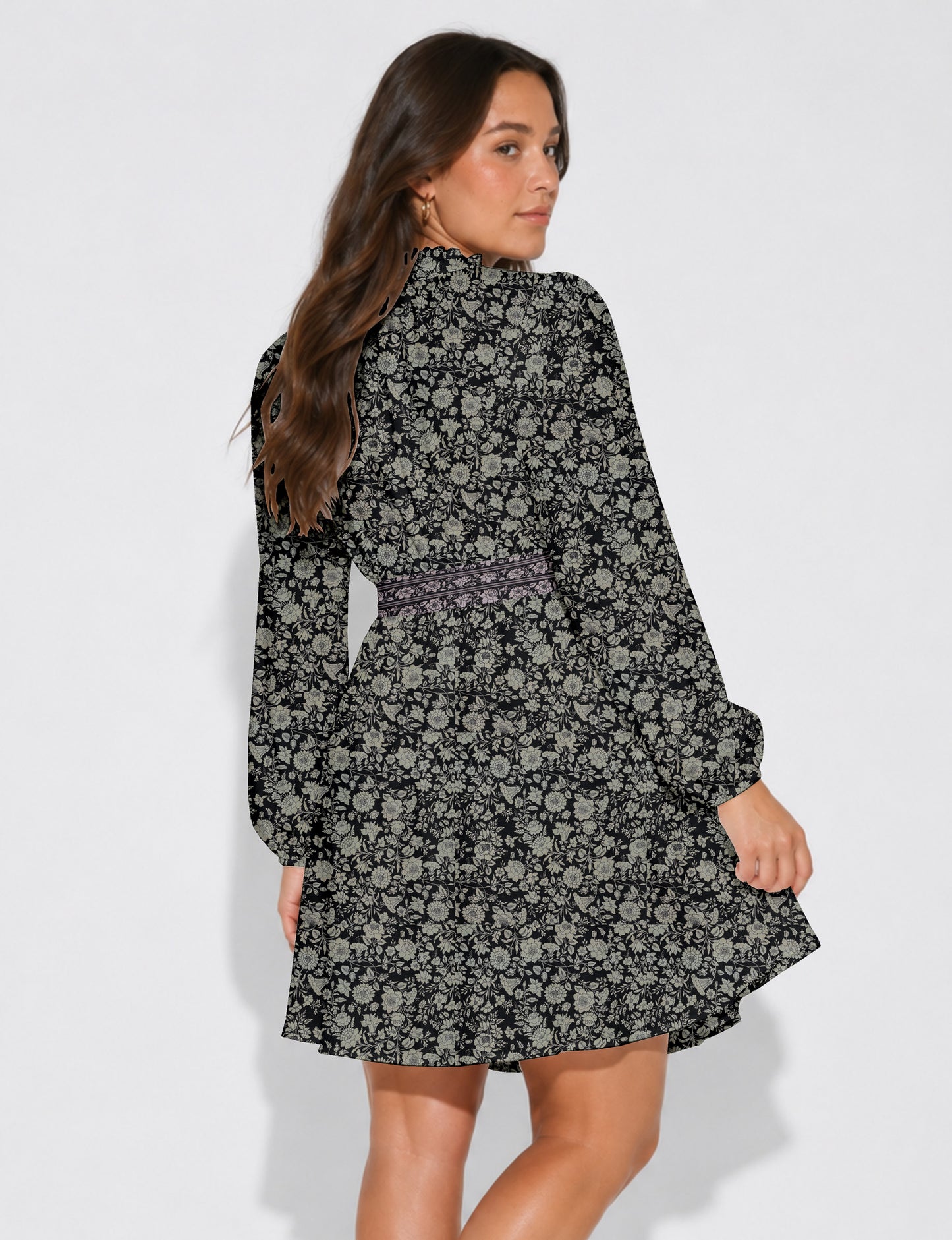 Swing dress with belt - Black Floral