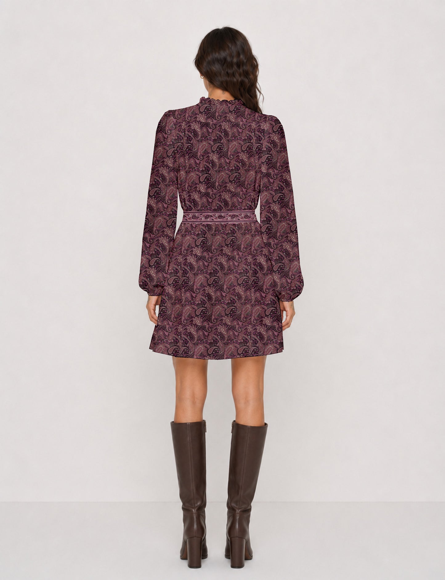 Swing dress with belt - Black Paisley