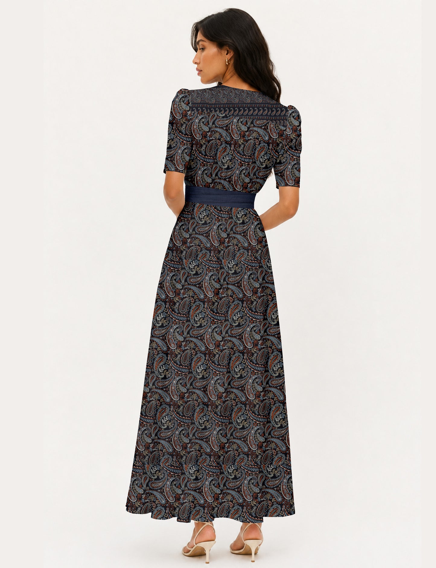 Maxi romantic dress - Black Paisley