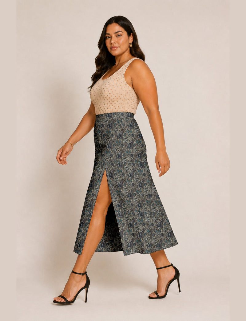 A line skirt with slit - Blue Paisley