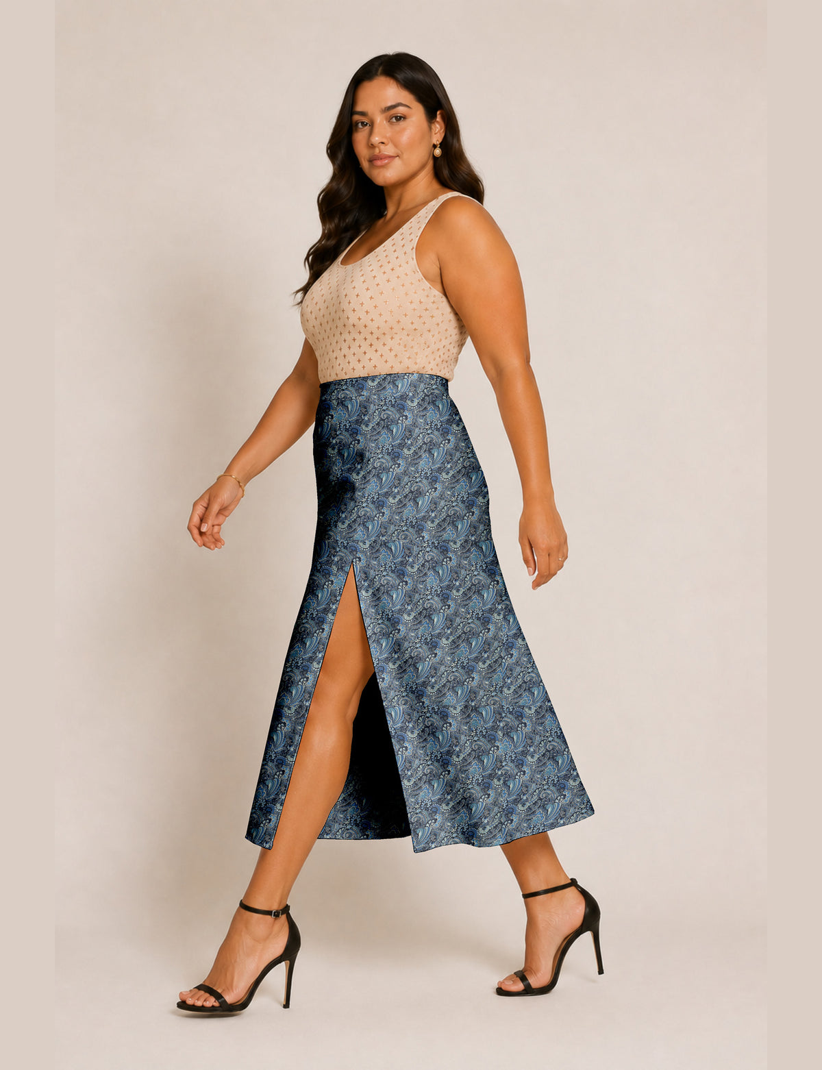 A line skirt with slit - Blue Paisley