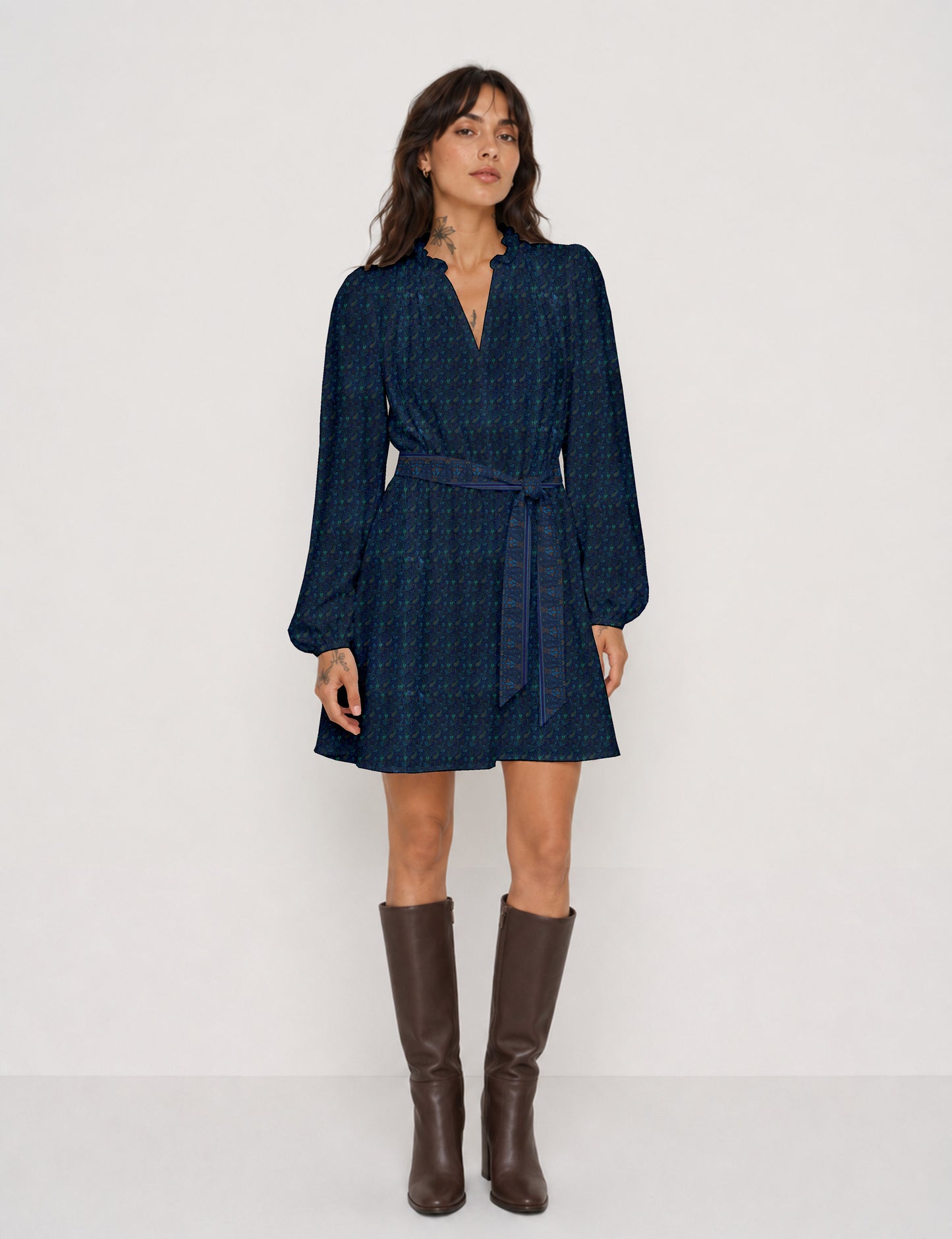 Swing dress with belt - Blue Paisley