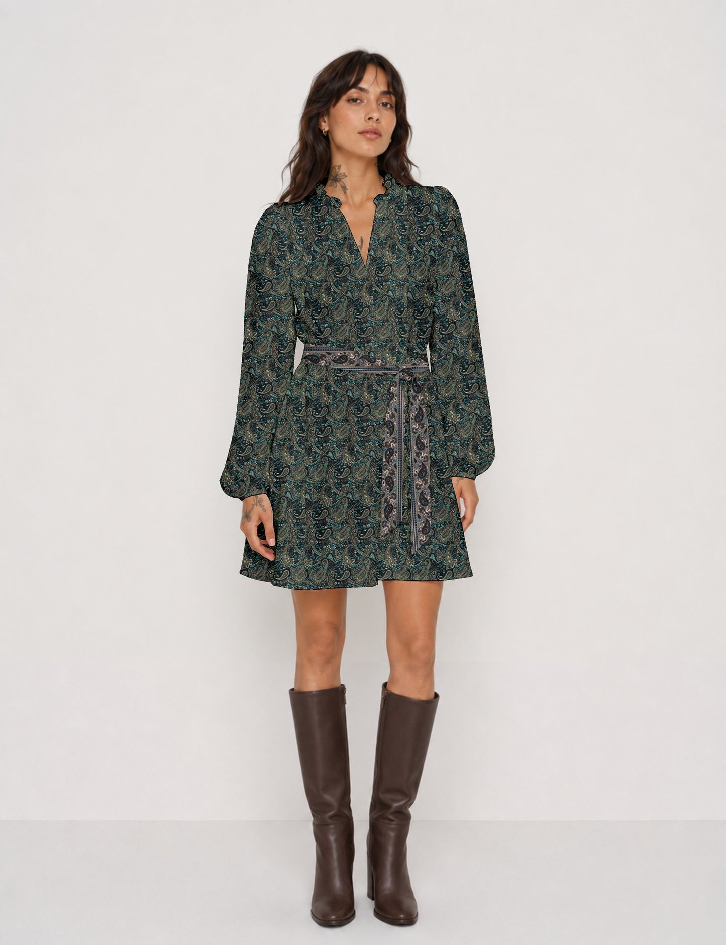 Swing dress with belt - Blue Paisley