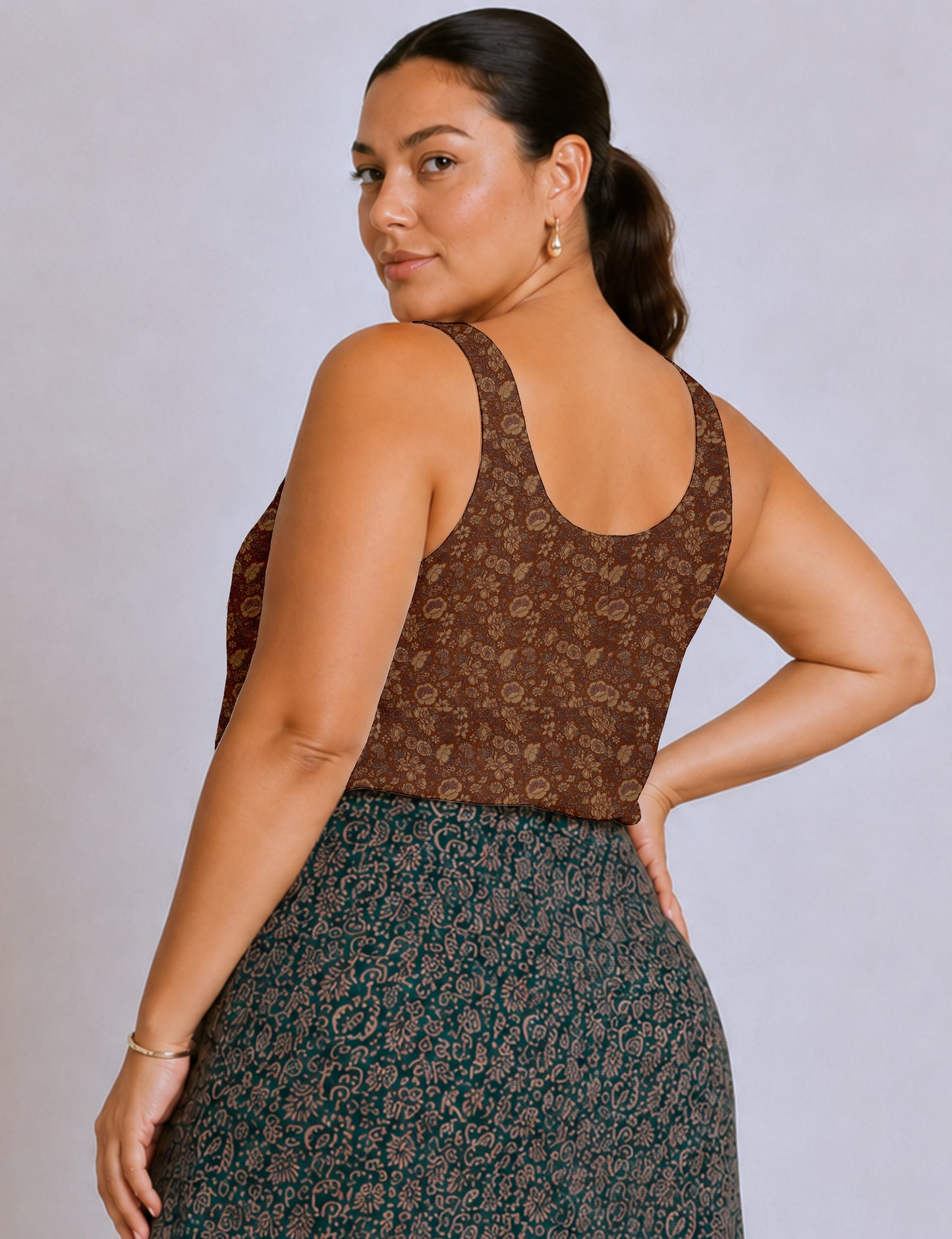 Sleeveless blouse - Brown Floral