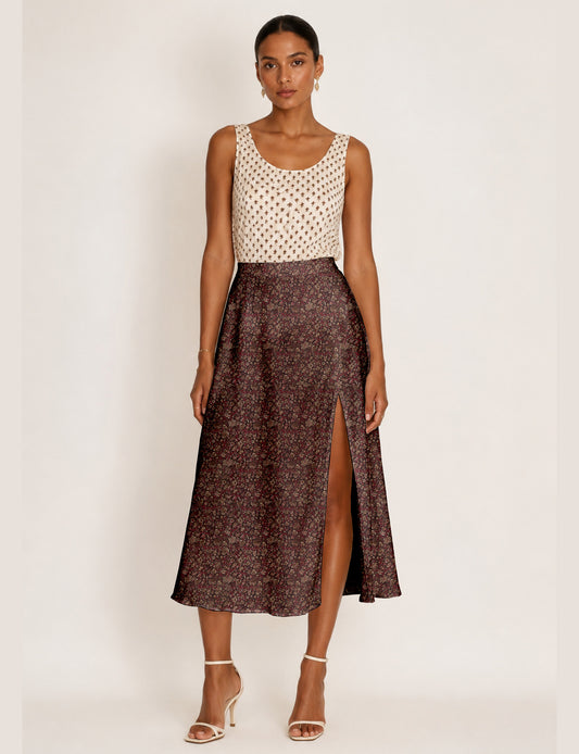 A line skirt with slit - Brown Tropical