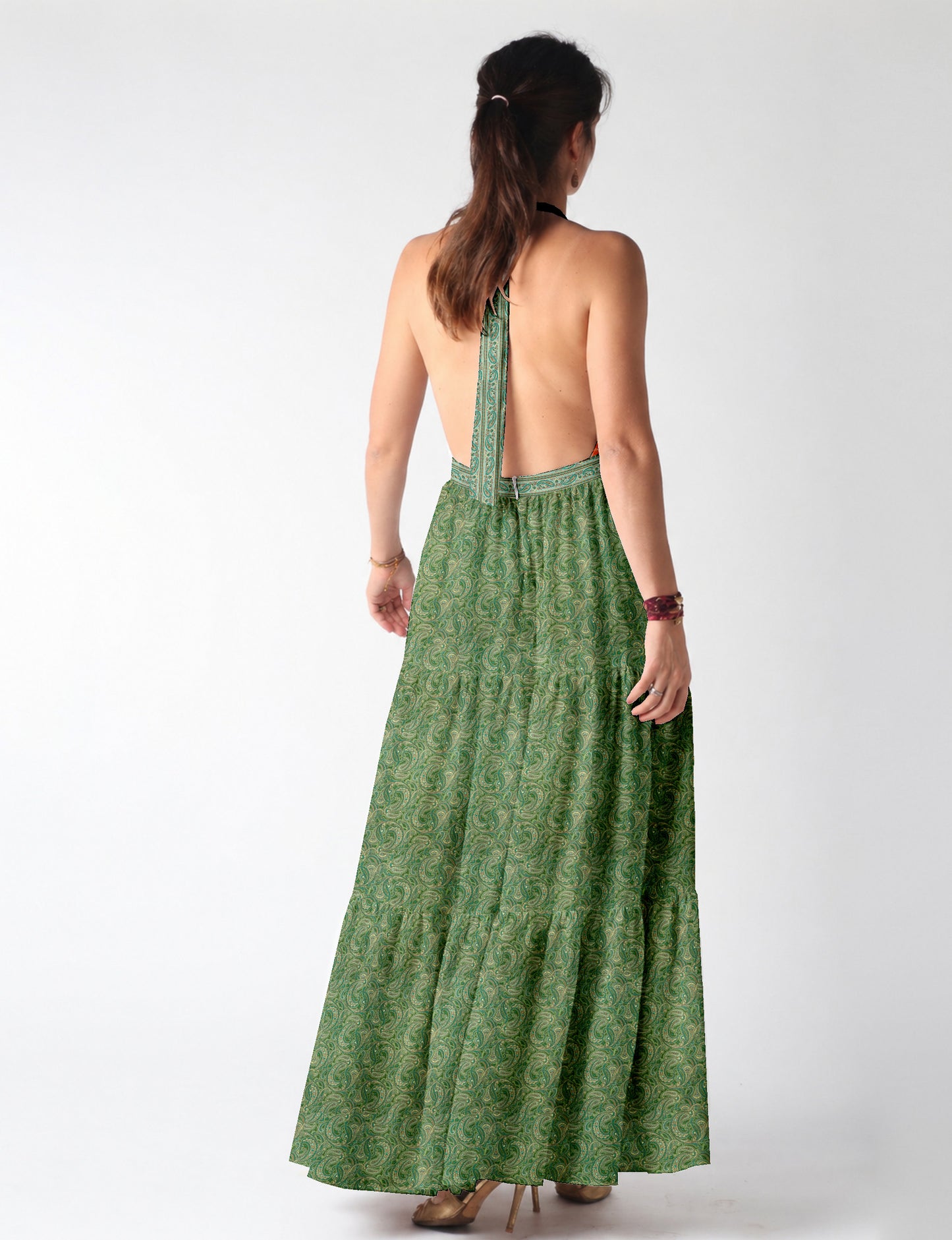 Flowy maxi tiered dress for vacations, brunch, and evening wear