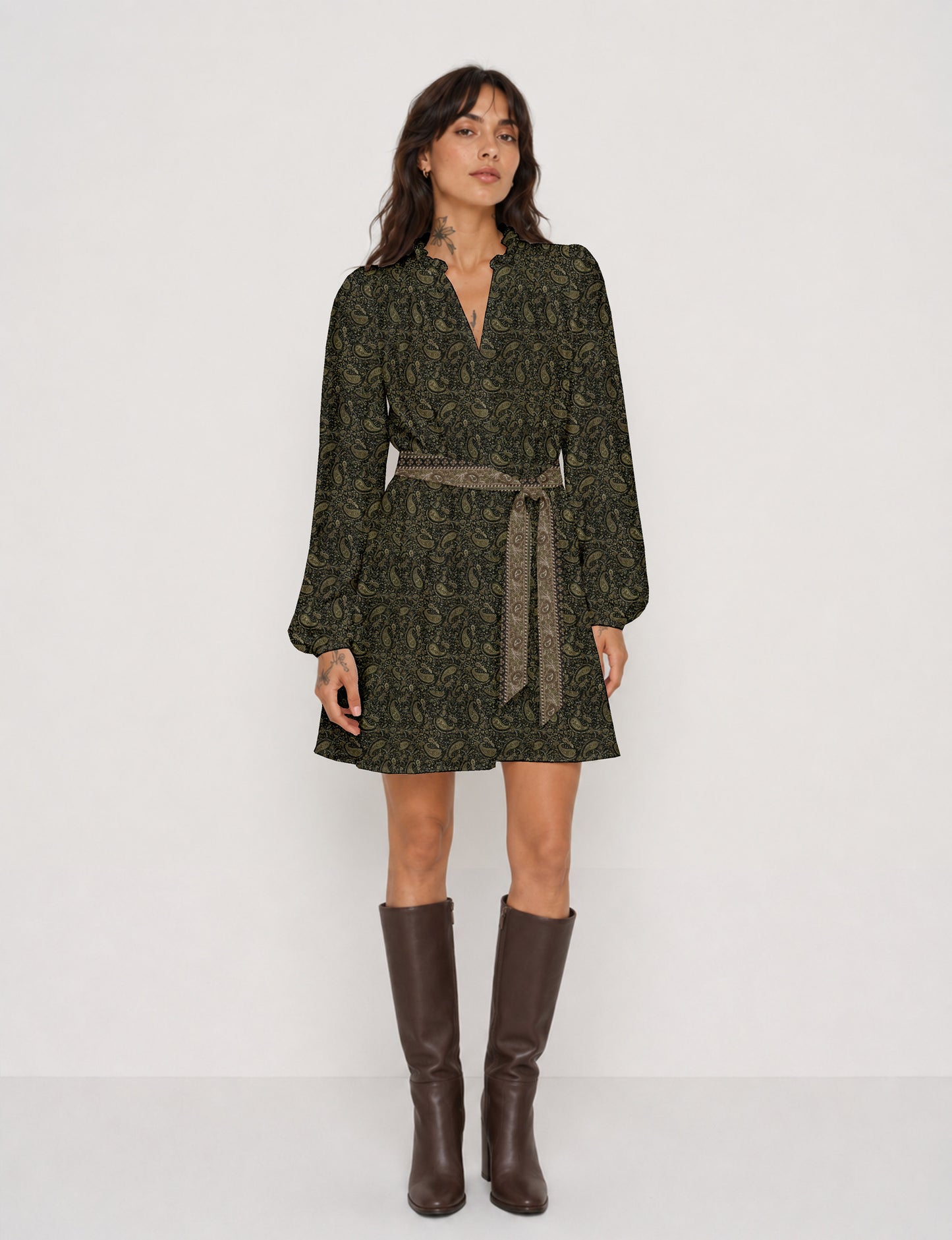 Swing dress with belt - Green Paisley