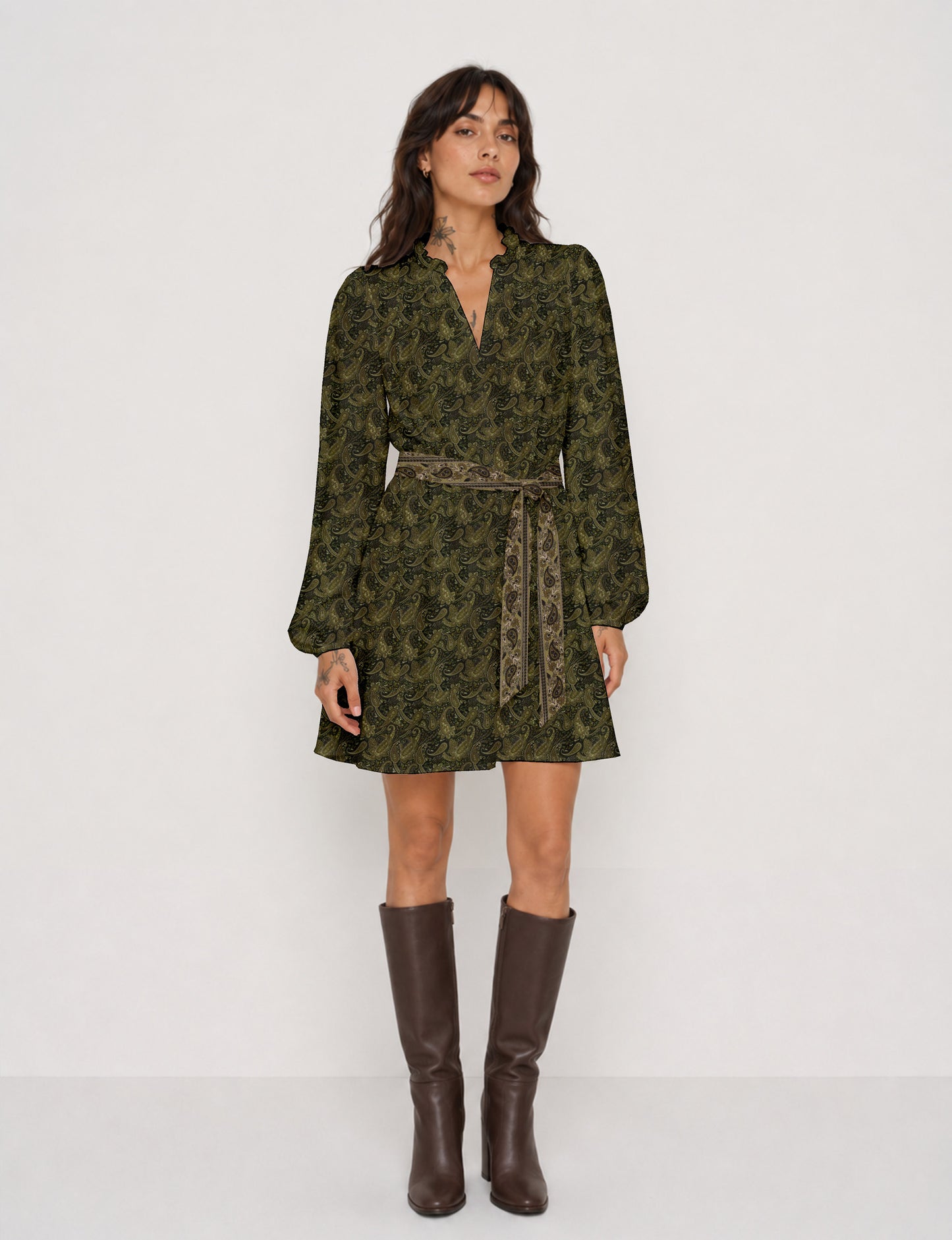 Swing dress with belt - Green Paisley