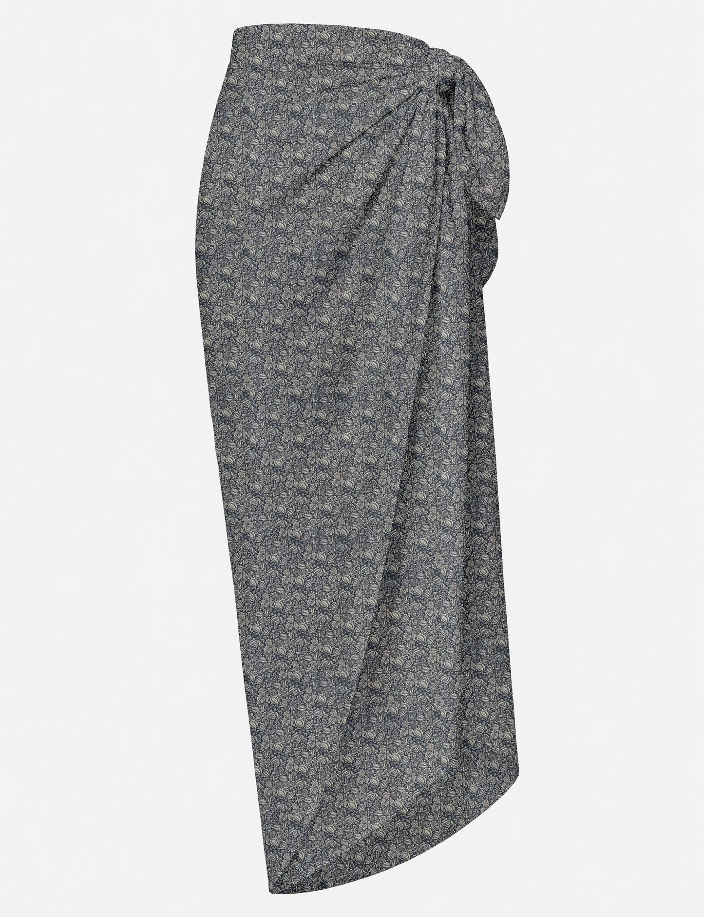 Explore sustainable elegance with our PAREO – a versatile piece for conscious fashion enthusiasts. More than an accessory, it's a statement of ethical clothing and green fashion. Ideal for getaways, this wrap-around works as a coverup, turban, or throw, showcasing our commitment to slow fashion, upcycled garments, and eco-friendly practices. Elevate your wardrobe with this eco-conscious and stylish pareo, a perfect addition to your collection of sustainable women's clothing.