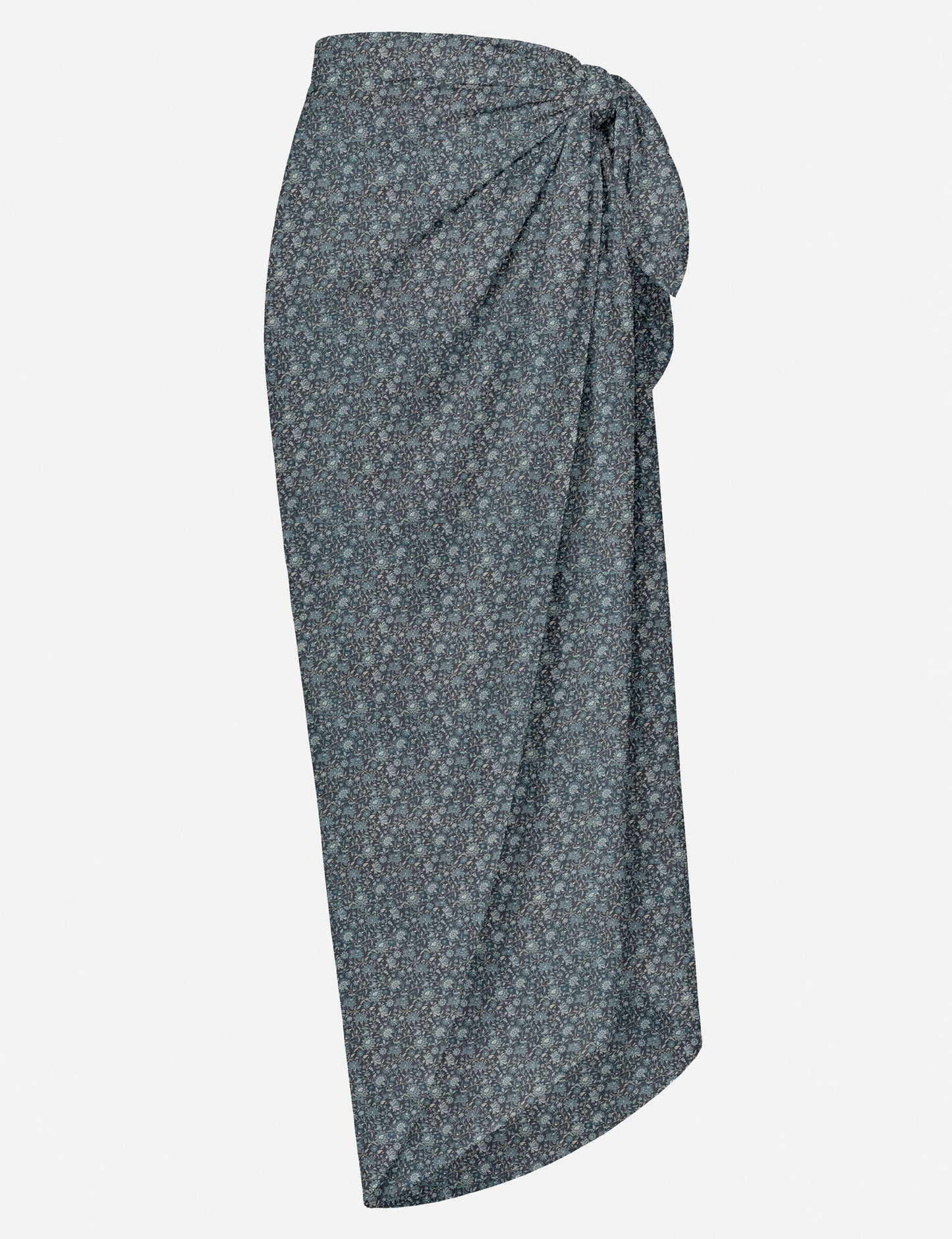 Explore sustainable elegance with our PAREO – a versatile piece for conscious fashion enthusiasts. More than an accessory, it's a statement of ethical clothing and green fashion. Ideal for getaways, this wrap-around works as a coverup, turban, or throw, showcasing our commitment to slow fashion, upcycled garments, and eco-friendly practices. Elevate your wardrobe with this eco-conscious and stylish pareo, a perfect addition to your collection of sustainable women's clothing.