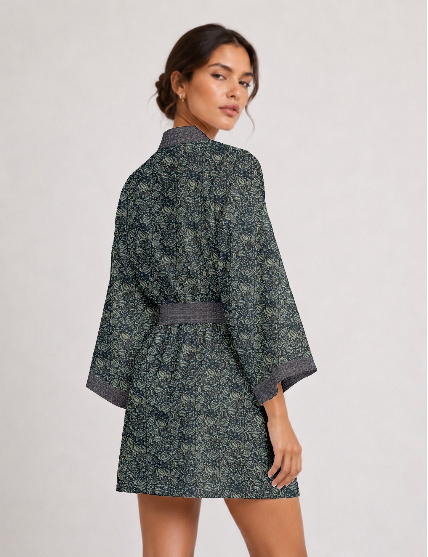 Short kimono robe - Grey Tropical