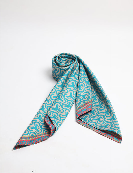 Chic and eco-friendly FOULARD square scarves, perfect for dressing up any outfit. Versatile styling around the head or neck for sunny days outdoors and evenings indoors, in warm and cooler climes. Ethical, eco-friendly, and stylish accessories to elevate your sustainable fashion game.