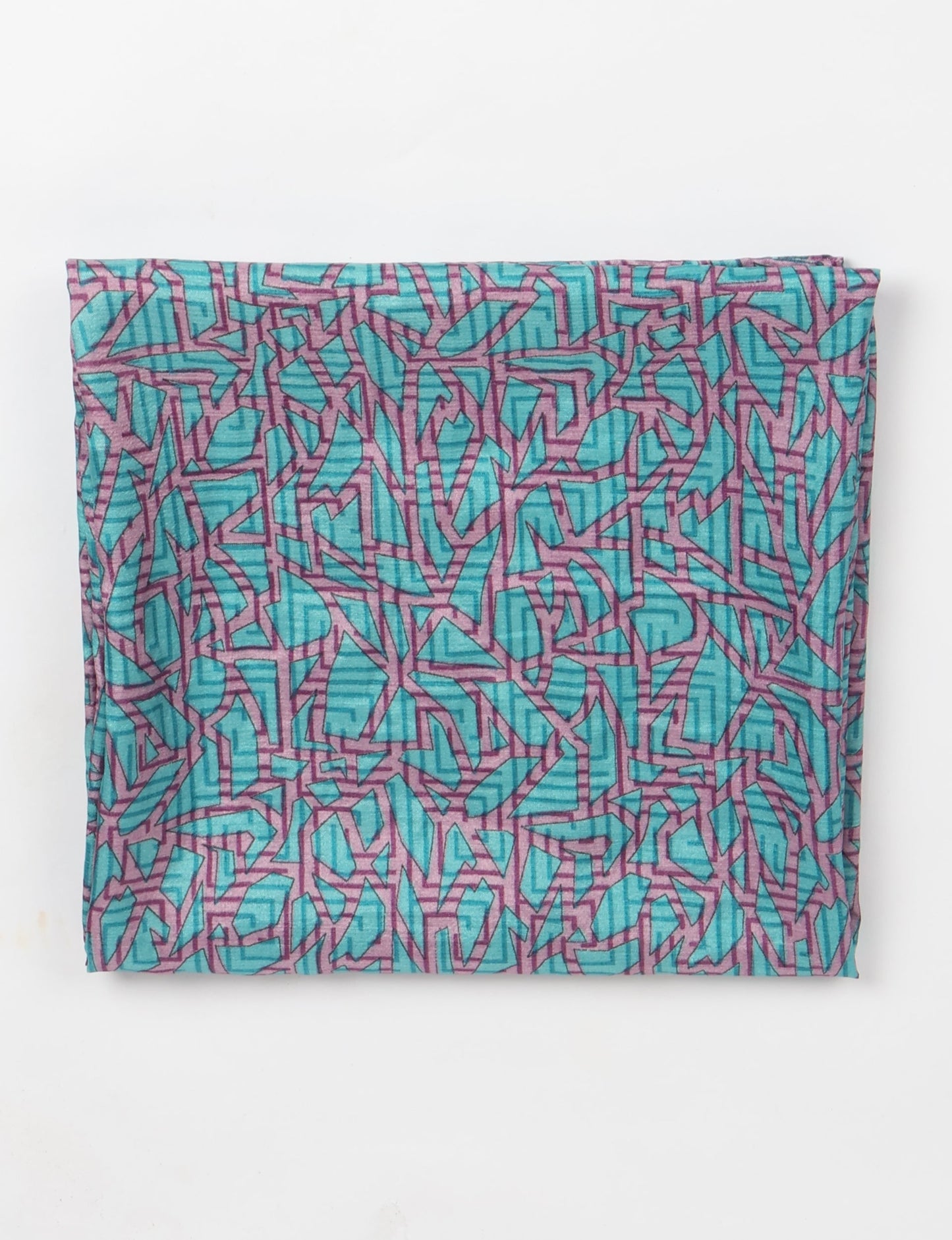 Sustainable style embraces you with our LOOP SCARF – an infinity-style scarf crafted from vibrant, pattern-rich saris. Handcrafted by experienced Mumbai-based artisans, this versatile scarf can be worn looped once or twice around your neck or as a head-wrap. From laid-back beach vacations to dress-to-impress dinners, this scarf is a timeless accessory.