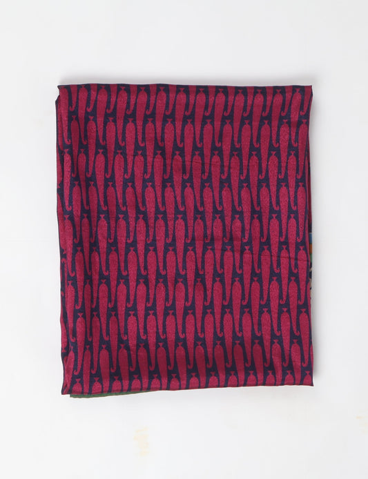 Explore sustainable elegance with our PAREO – a versatile piece for conscious fashion enthusiasts. More than an accessory, it's a statement of ethical clothing and green fashion. Ideal for getaways, this wrap-around works as a coverup, turban, or throw, showcasing our commitment to slow fashion, upcycled garments, and eco-friendly practices. Elevate your wardrobe with this eco-conscious and stylish pareo, a perfect addition to your collection of sustainable women's clothing.