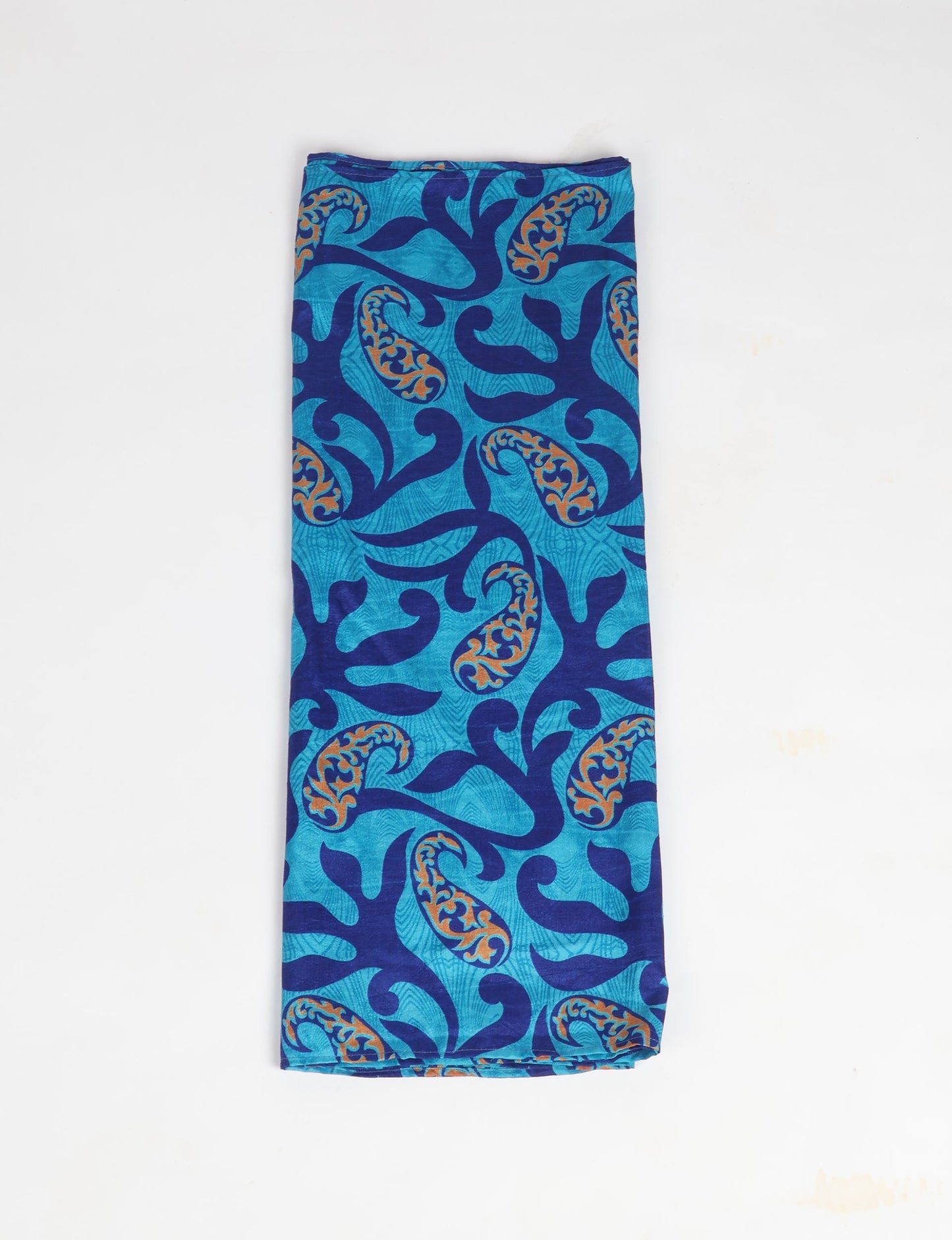 Wrap yourself in style with our printed rectangular stole, designed for neck, shoulders, or waist. Ethically crafted and embracing sustainability, this versatile accessory is a perfect addition to your wardrobe. Experience the beauty of eco-friendly fashion with our conscious clothing collection.