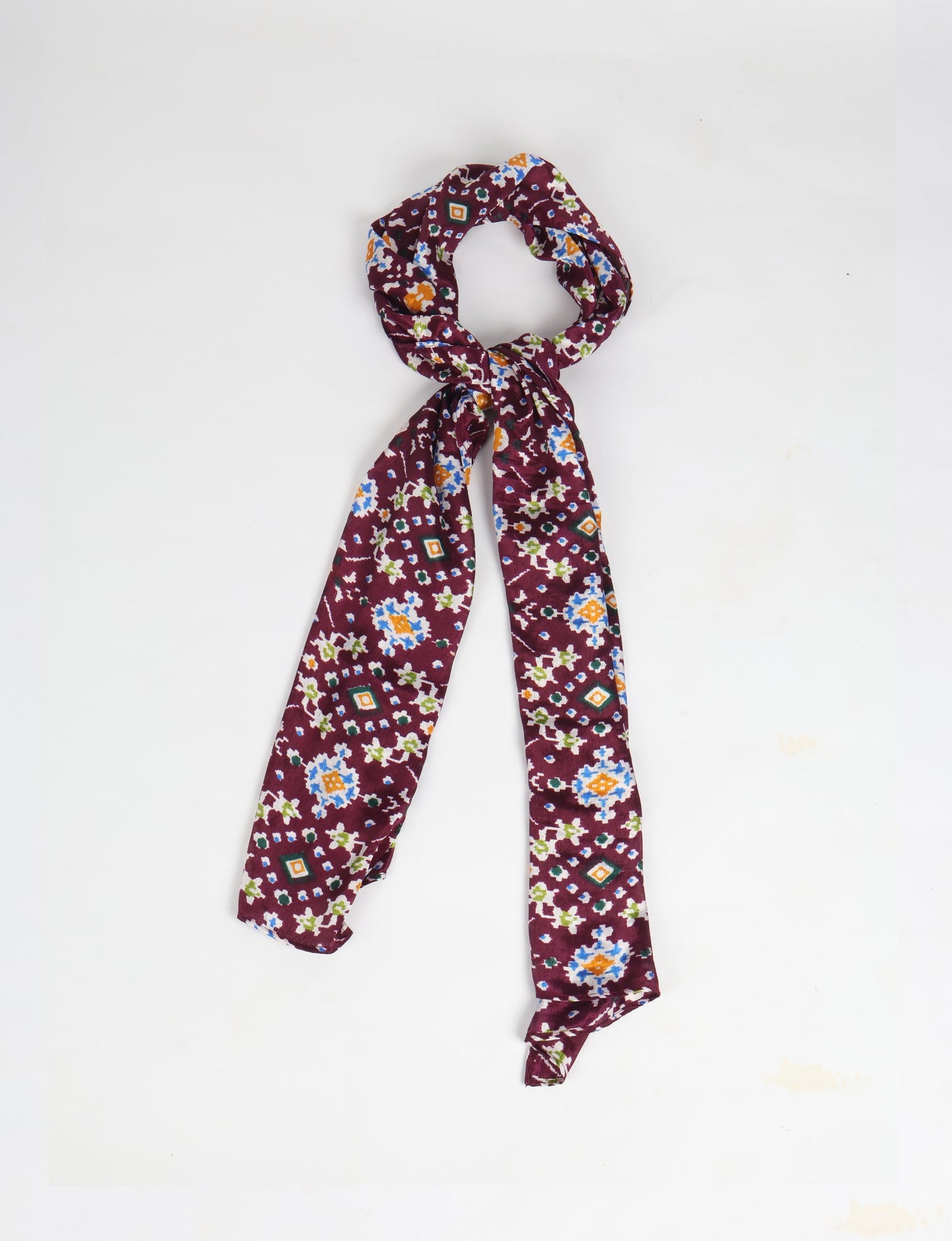 Wrap yourself in style with our printed rectangular stole, designed for neck, shoulders, or waist. Ethically crafted and embracing sustainability, this versatile accessory is a perfect addition to your wardrobe. Experience the beauty of eco-friendly fashion with our conscious clothing collection.