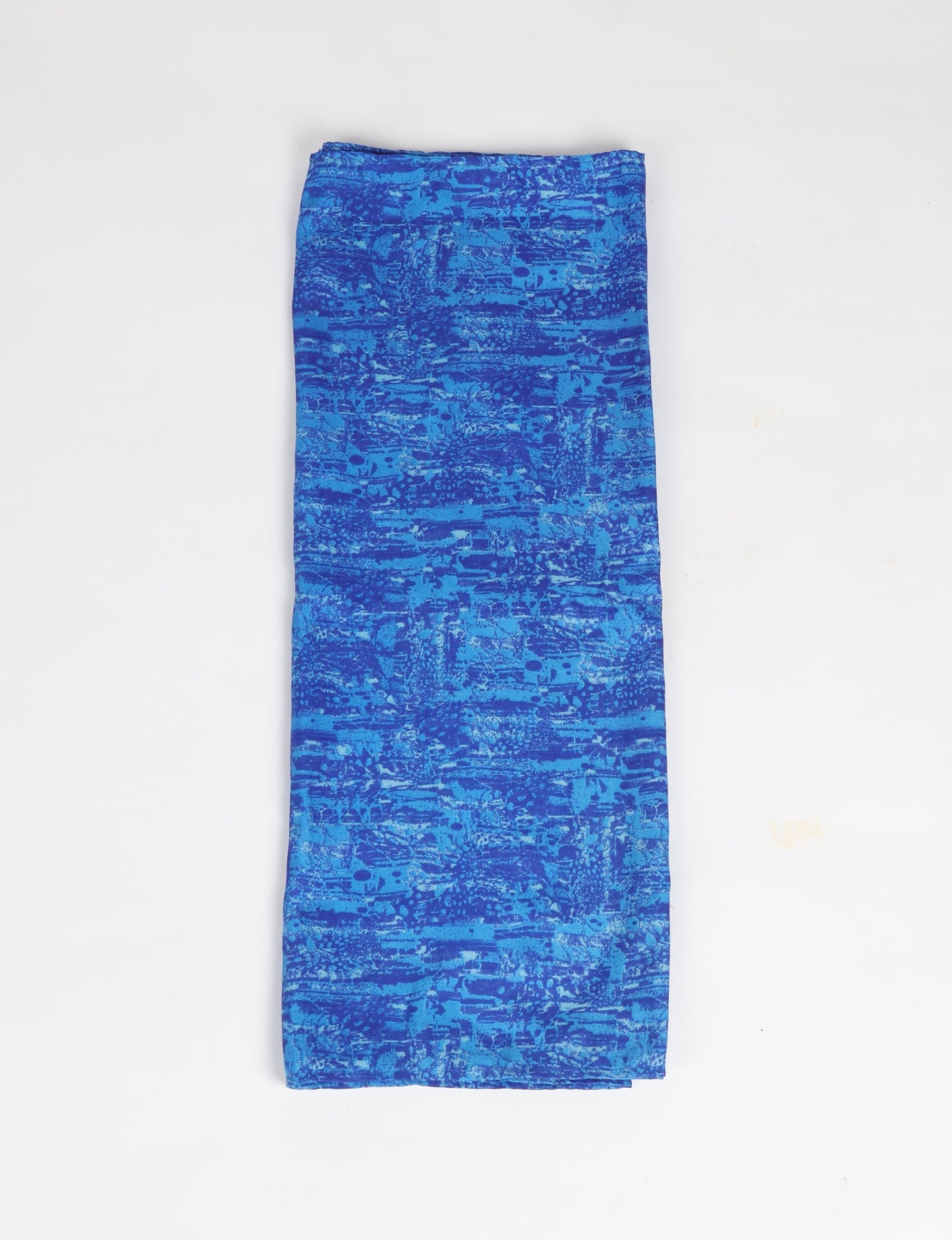 Wrap yourself in style with our printed rectangular stole, designed for neck, shoulders, or waist. Ethically crafted and embracing sustainability, this versatile accessory is a perfect addition to your wardrobe. Experience the beauty of eco-friendly fashion with our conscious clothing collection.