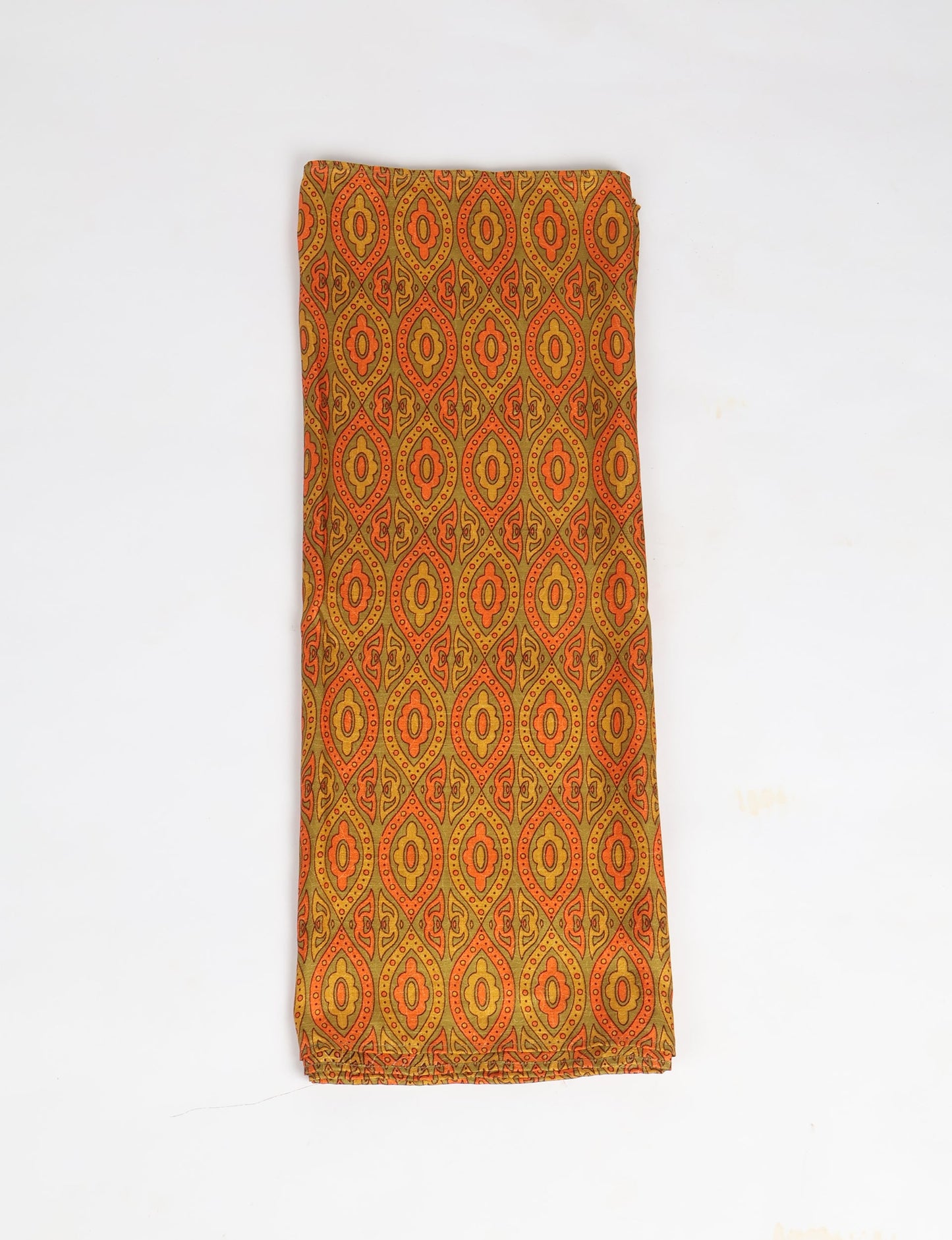 Wrap yourself in style with our printed rectangular stole, designed for neck, shoulders, or waist. Ethically crafted and embracing sustainability, this versatile accessory is a perfect addition to your wardrobe. Experience the beauty of eco-friendly fashion with our conscious clothing collection.