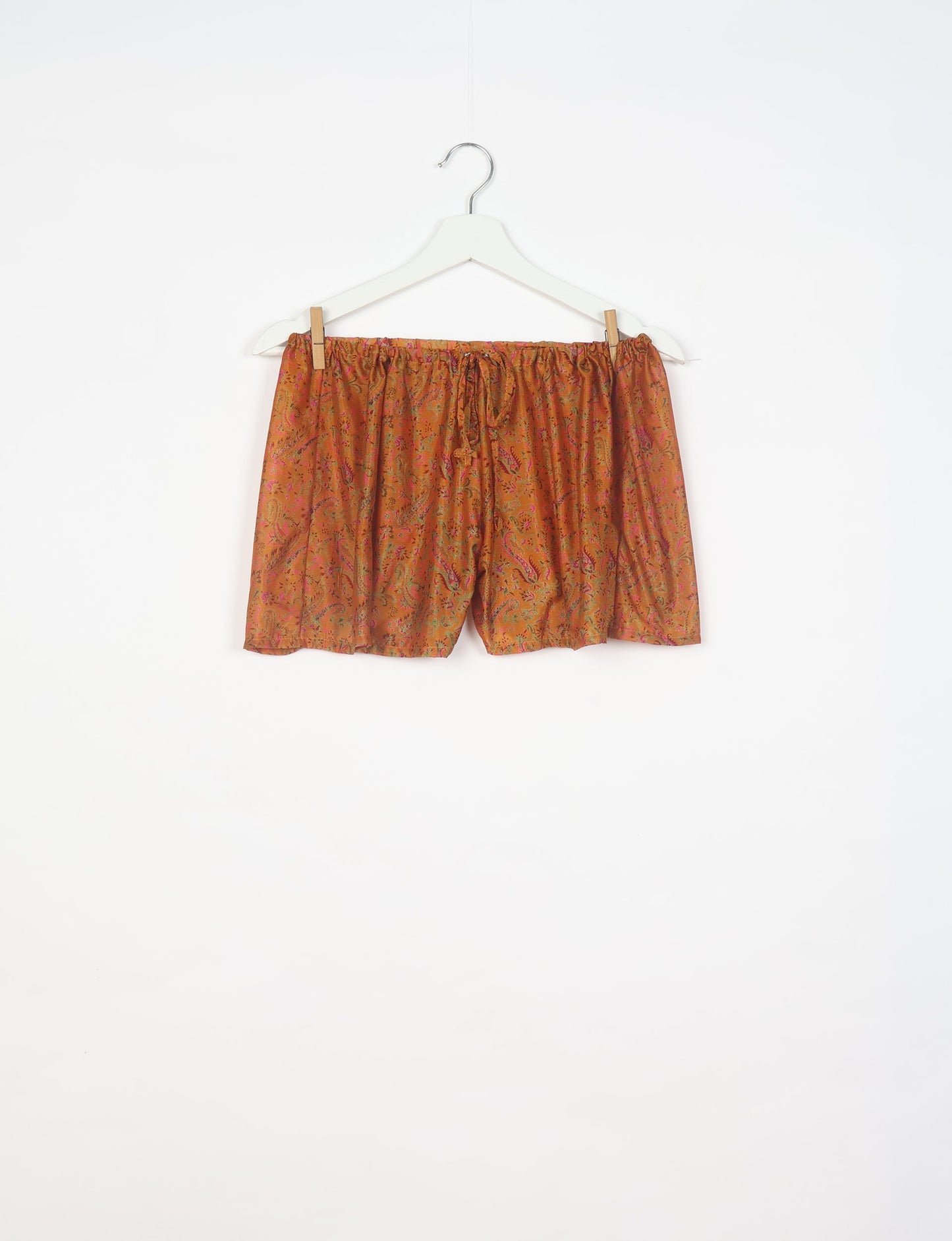 Elevate your wardrobe with our eco-friendly shorts. The all-around elastic waist and drawstring tie provide comfort and style. Crafted with ethical and sustainable practices, these shorts redefine green fashion, making them a perfect addition to your conscious clothing collection.