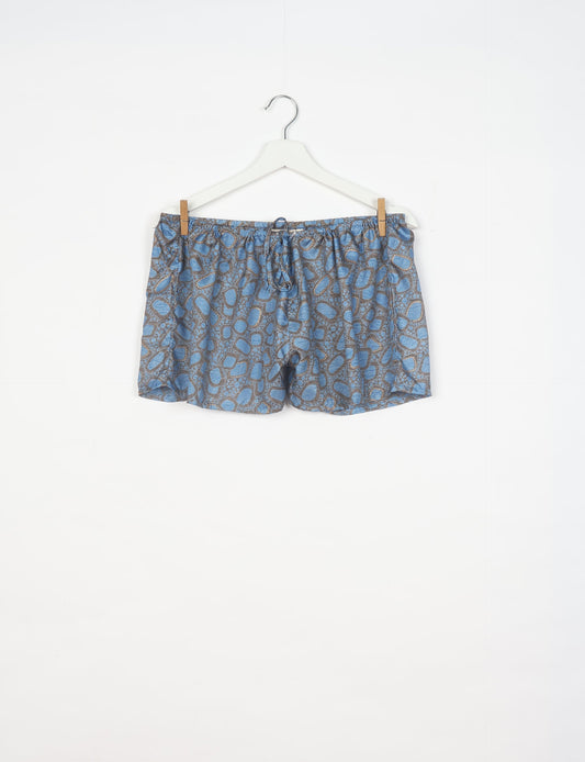Elevate your wardrobe with our eco-friendly shorts. The all-around elastic waist and drawstring tie provide comfort and style. Crafted with ethical and sustainable practices, these shorts redefine green fashion, making them a perfect addition to your conscious clothing collection.
