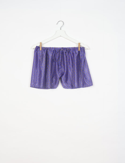 Elevate your wardrobe with our eco-friendly shorts. The all-around elastic waist and drawstring tie provide comfort and style. Crafted with ethical and sustainable practices, these shorts redefine green fashion, making them a perfect addition to your conscious clothing collection.