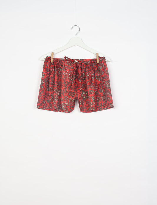 Elevate your wardrobe with our eco-friendly shorts. The all-around elastic waist and drawstring tie provide comfort and style. Crafted with ethical and sustainable practices, these shorts redefine green fashion, making them a perfect addition to your conscious clothing collection.