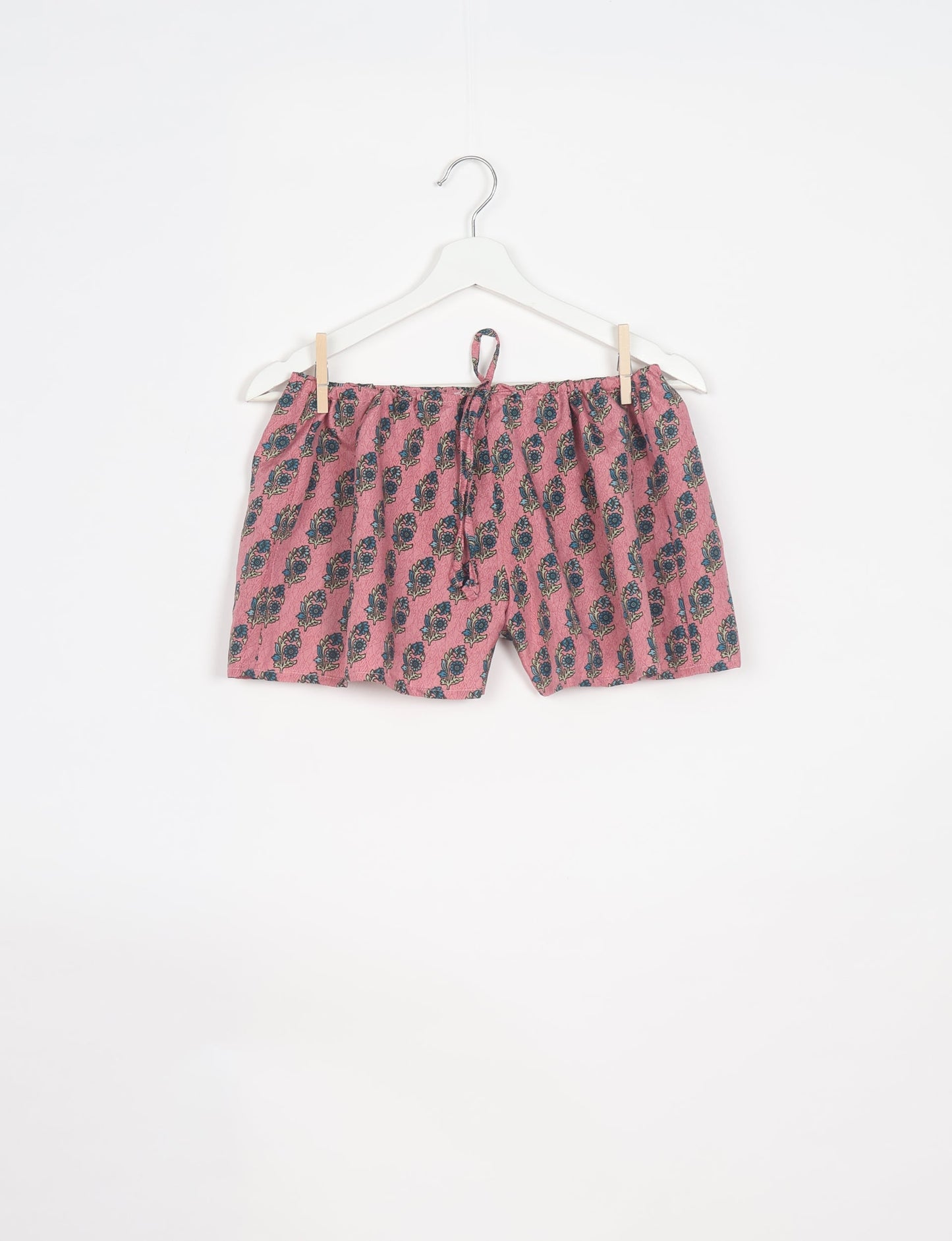 Elevate your wardrobe with our eco-friendly shorts. The all-around elastic waist and drawstring tie provide comfort and style. Crafted with ethical and sustainable practices, these shorts redefine green fashion, making them a perfect addition to your conscious clothing collection.