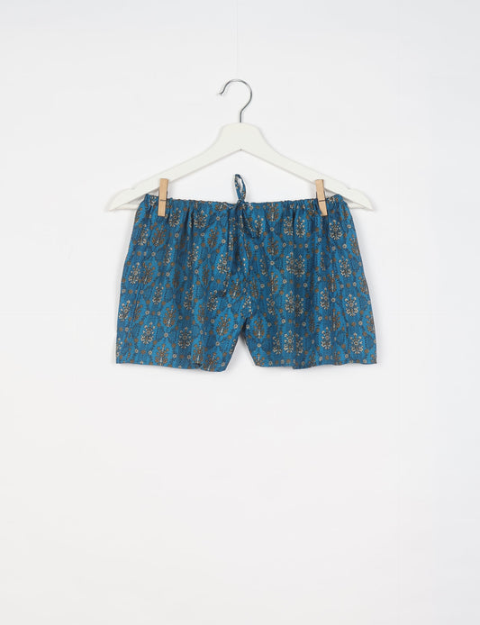 Elevate your wardrobe with our eco-friendly shorts. The all-around elastic waist and drawstring tie provide comfort and style. Crafted with ethical and sustainable practices, these shorts redefine green fashion, making them a perfect addition to your conscious clothing collection.