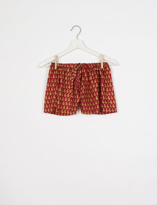 Elevate your wardrobe with our eco-friendly shorts. The all-around elastic waist and drawstring tie provide comfort and style. Crafted with ethical and sustainable practices, these shorts redefine green fashion, making them a perfect addition to your conscious clothing collection.