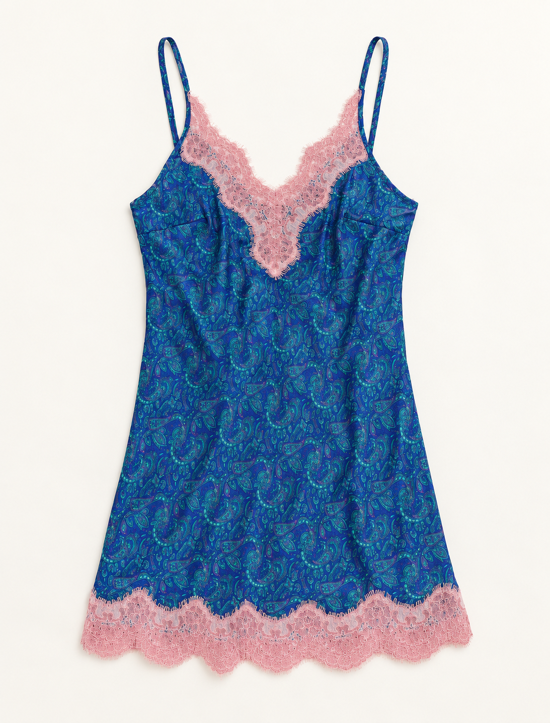Experience nighttime luxury with our NIGHT DRESS – a true sleeping beauty crafted from upcycled sari fabric by dedicated artisans. Seamlessly combining purpose and comfort, these nightdresses offer a relaxed fit and lightweight material, ideal for sleeping, lounging, or enjoying a tranquil moment sipping coffee on your balcony.
