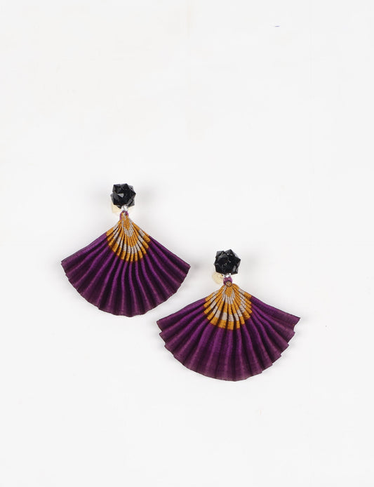 Elevate your style sustainably with our PLEATED EARRINGS – a harmonious blend of ethical fashion and eco-conscious design. Fashioned using innovative heat setting techniques on pre-loved Indian saris, these accessories showcase a commitment to slow fashion and upcycled fashion. Enjoy planet-friendly charm with hypoallergy tested metal hooks, nickel, and lead-free for a skin-friendly touch.