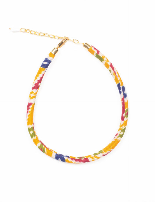 Elevate your look sustainably with our Rope Necklace. Crafted using cotton rope hand-wrapped with pre-loved Indian saris, this necklace is a testament to ethical and green fashion. Make a conscious choice for a brighter, eco-friendly future with this unique, upcycled accessory.