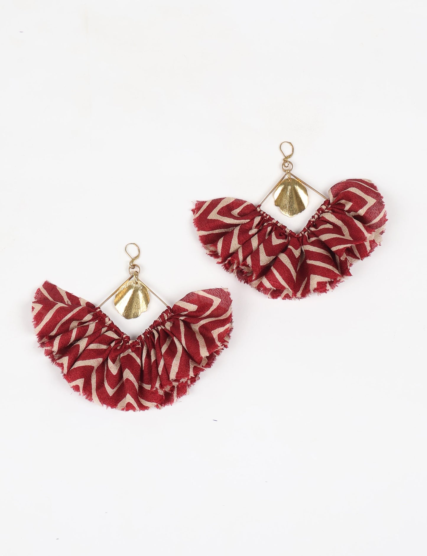 Bold and distinctive MAXI SQUARE EARRINGS – dramatic accessories with fabric frill, metallic charm, and a raw edge. Hypoallergy tested, skin-friendly metal hooks make these earrings unique and glamorous. Elevate your style with these eye-catching, nickel, and lead-free accessories.