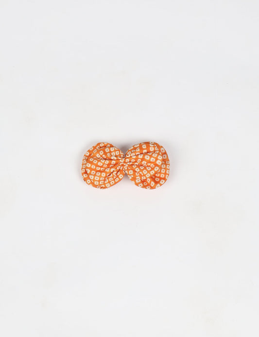 Stylish upcycled women's hairclip made from eco friendly products, reflecting the essence of upcycling fashion, ethical clothing, and sustainable apparel—ideal for those embracing slow fashion and earth friendly clothing.