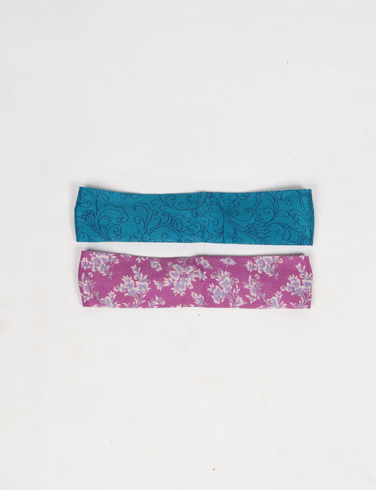 Upcycled sari elastic headband in colorful recycled fabric, handmade with zero waste clothing practices—an example of ethical clothing, fair trade fashion, and eco friendly fashion supporting climate neutral, sustainable women’s clothing.